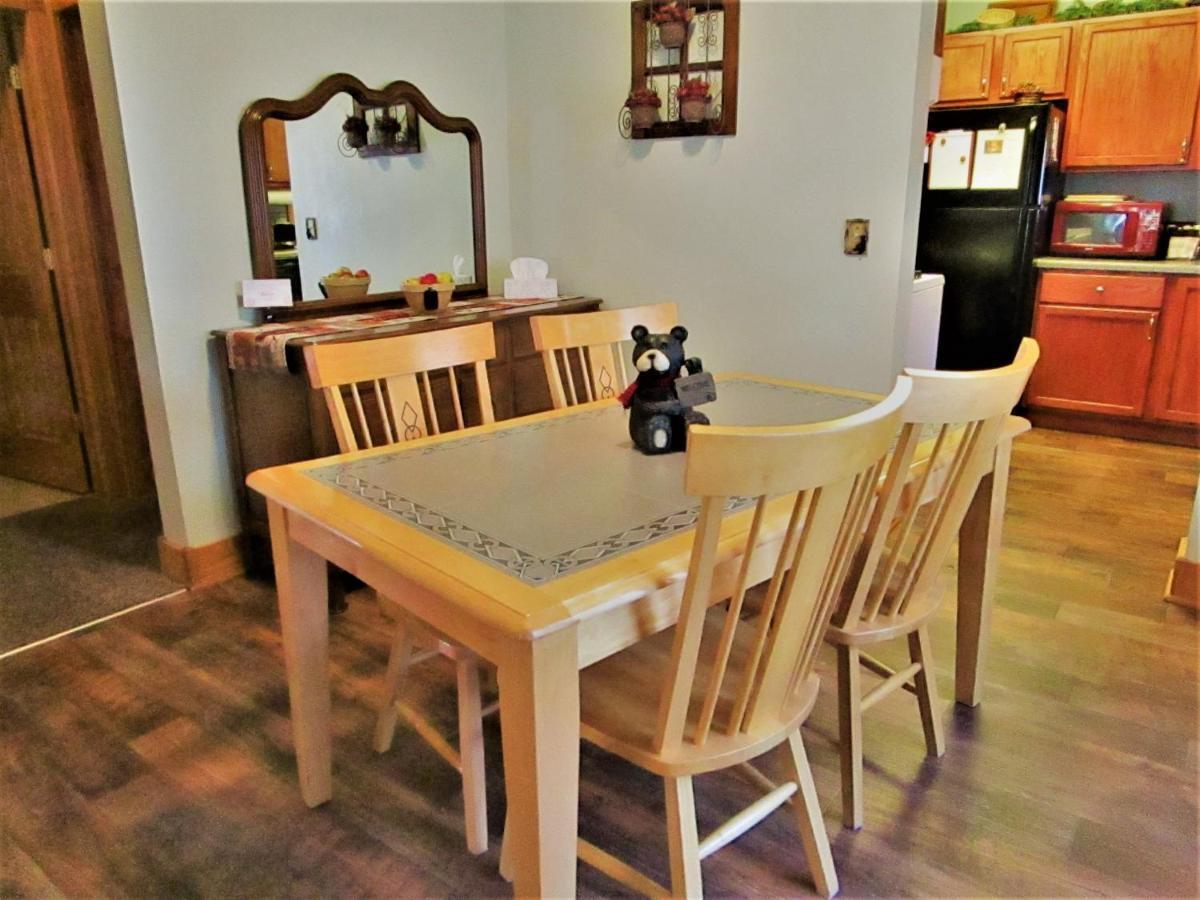 The Bear Den Villa Ironwood Luaran gambar